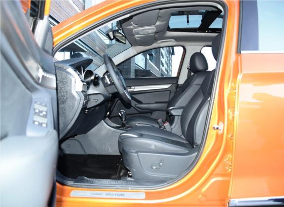 绅宝X65 2015款 2.0T 自动豪华型 车厢座椅   前排空间