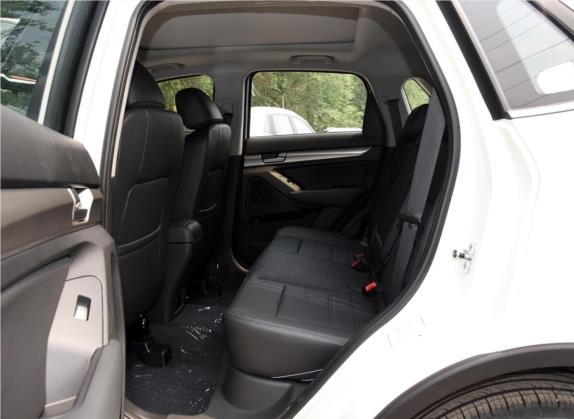 绅宝X65 2015款 2.0T 自动精英型 车厢座椅   后排空间