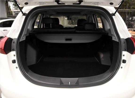 绅宝X65 2015款 2.0T 自动精英型 车厢座椅   后备厢