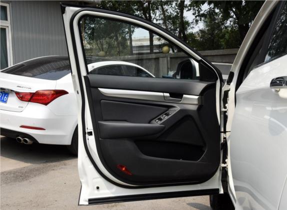 绅宝X65 2015款 2.0T 自动精英型 车厢座椅   前门板