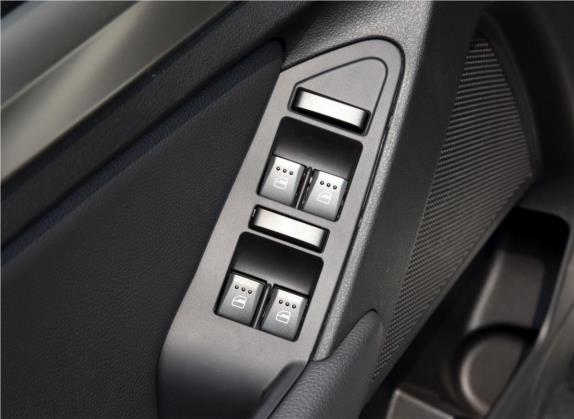 绅宝X65 2015款 2.0T 自动精英型 车厢座椅   门窗控制