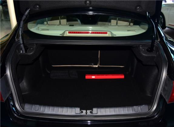 绅宝D60 2014款 1.8T 自动精英型 车厢座椅   后备厢