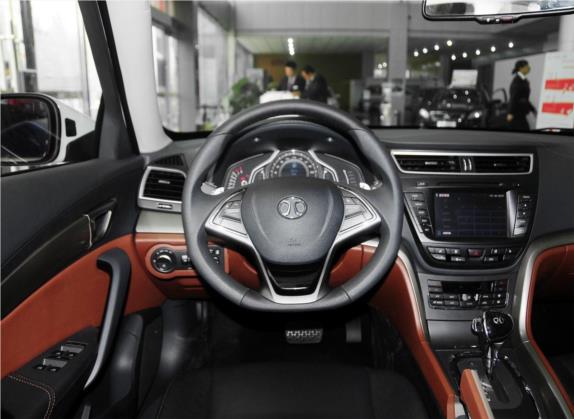 绅宝D60 2014款 1.8T 自动豪华型 中控类   驾驶位