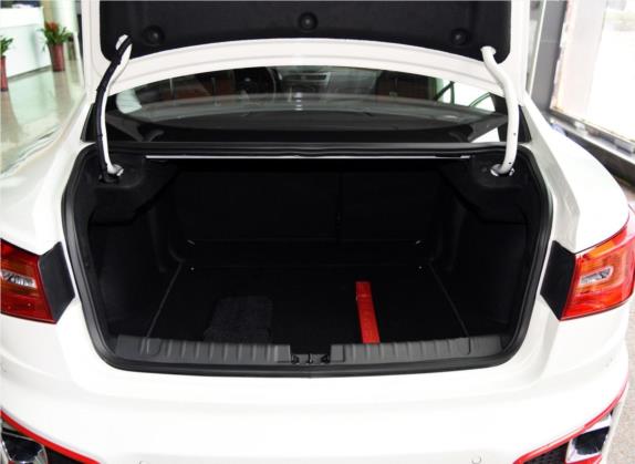 绅宝CC 2015款 1.8T 自动精英版 车厢座椅   后备厢