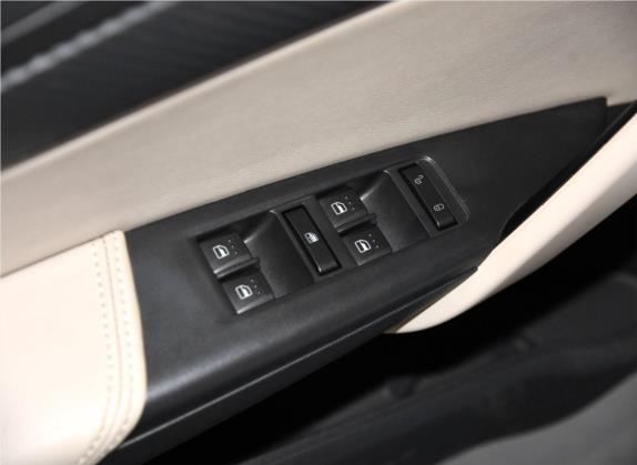 绅宝CC 2015款 1.8T 自动舒适版 车厢座椅   门窗控制