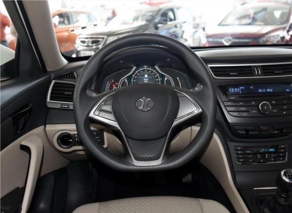 绅宝CC 2015款 1.8T 手动舒适版 中控类   驾驶位