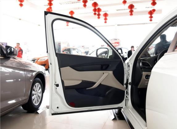 绅宝CC 2015款 1.8T 手动舒适版 车厢座椅   前门板