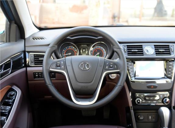 绅宝X55 2016款 1.5T CVT豪华版 中控类   驾驶位