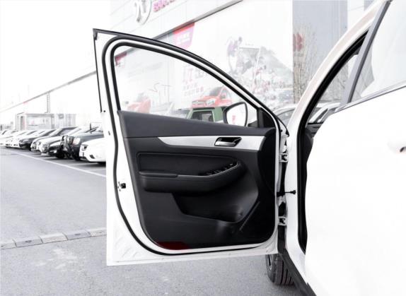 绅宝X55 2016款 1.5L 手动精英版 车厢座椅   前门板