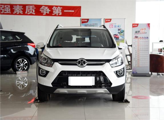 绅宝X25 2015款 1.5L 手动精英型 外观   正前