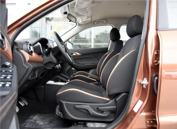 绅宝X35 2016款 1.5L 手动精英版 车厢座椅   前排空间