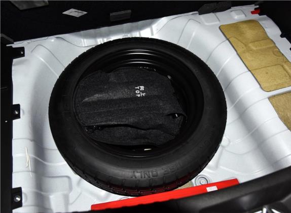 绅宝X35 2016款 1.5L 手动豪华版 其他细节类   备胎