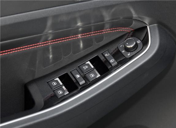 智行 2019款 1.5T CVT新智版 国VI 车厢座椅   门窗控制