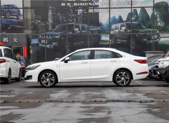 北京U7 2019款 1.5T 手动精英版 国V 外观   正侧