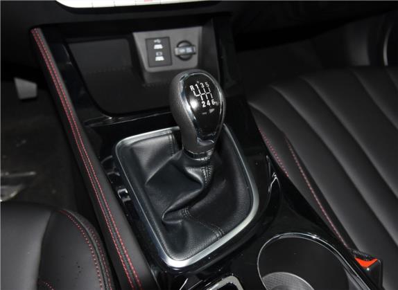 北京U7 2019款 1.5T 手动精英版 国VI 中控类   挡把