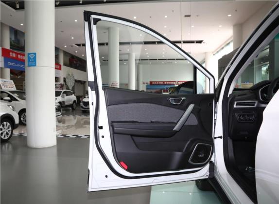 北京EX3 2020款 R500 劲风版 车厢座椅   前门板