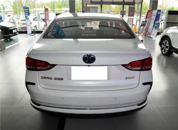 北京EU5 2020款 经典款 R550 智潮版 外观   正后