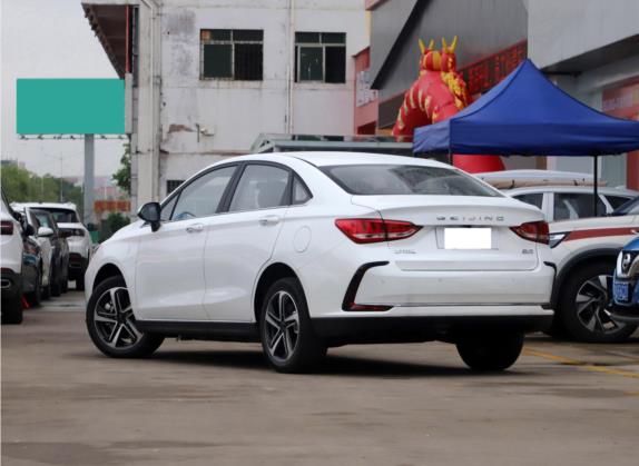 北京EU5 2020款 R500 智风版 外观   斜后