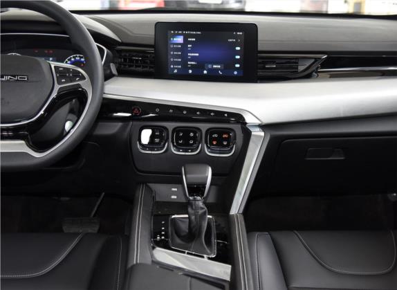北京X3 2021款 1.5T CVT荣耀版PLUS 中控类   中控台