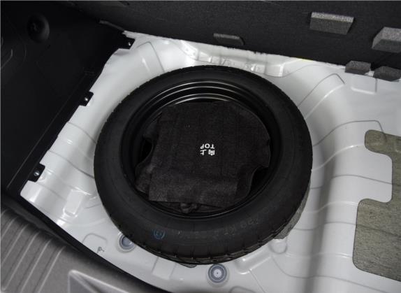 北京X3 2021款 1.5T CVT荣耀版PLUS 其他细节类   备胎