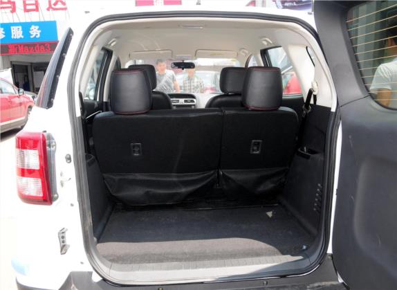 北汽幻速S2 2014款 1.5L 手动舒适型 国IV 车厢座椅   后备厢