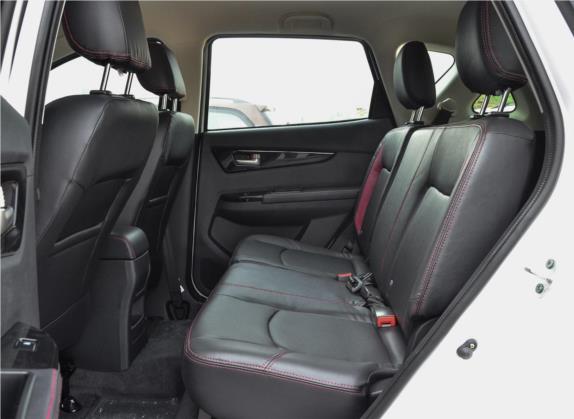 北汽幻速S2 2016款 1.5L 手动幸福版 国IV 车厢座椅   后排空间
