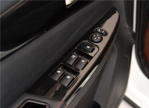 北汽幻速S2 2016款 1.5L 手动舒适型 国V 车厢座椅   门窗控制