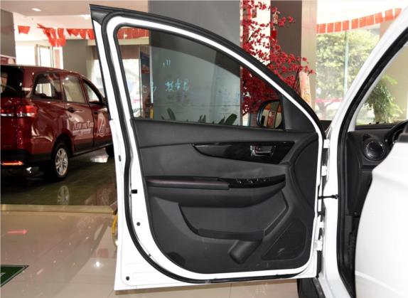 北汽幻速S3 2015款 1.5L 舒适型 国V 车厢座椅   前门板