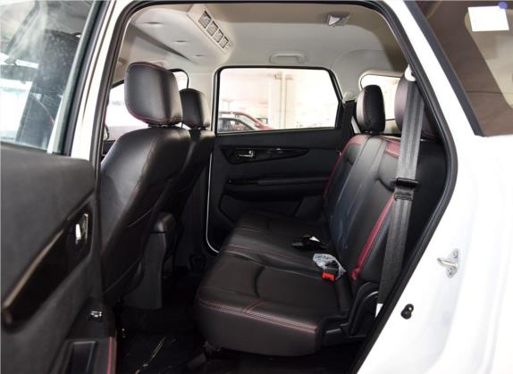 北汽幻速S3 2016款 1.5L 手动舒适型 国IV 车厢座椅   后排空间