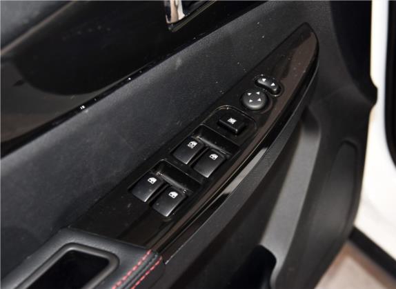 北汽幻速S3 2016款 1.5L 手动舒适型 国IV 车厢座椅   门窗控制