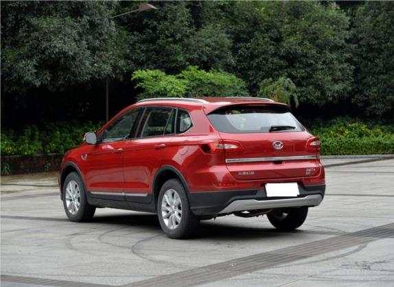 北汽幻速S6 2016款 1.5T 手动智能型 外观   斜后
