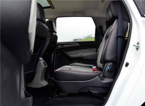 北汽幻速H3 2015款 1.5L 手动豪华型 车厢座椅   后排空间