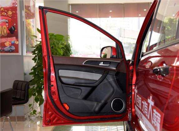 北汽幻速H3 2015款 1.5L 手动标准型 车厢座椅   前门板