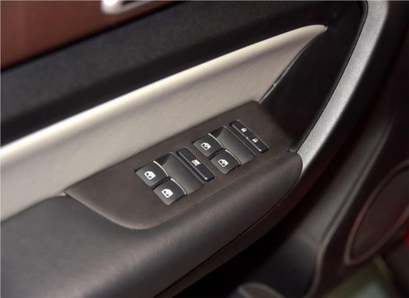 北汽幻速H3 2015款 1.5L 手动标准型 车厢座椅   门窗控制