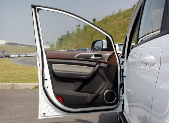 北汽幻速H3 2015款 1.5L 手动舒适型 车厢座椅   前门板