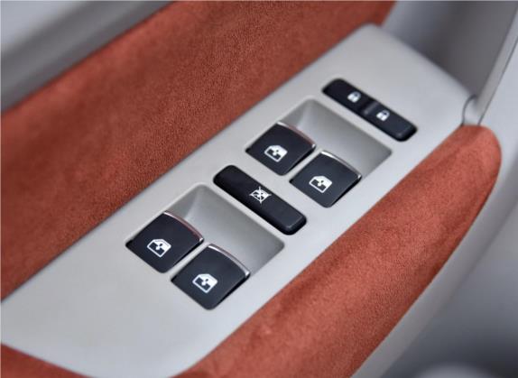 北汽幻速H3 2016款 H3F 1.5L 手动豪华型 车厢座椅   门窗控制