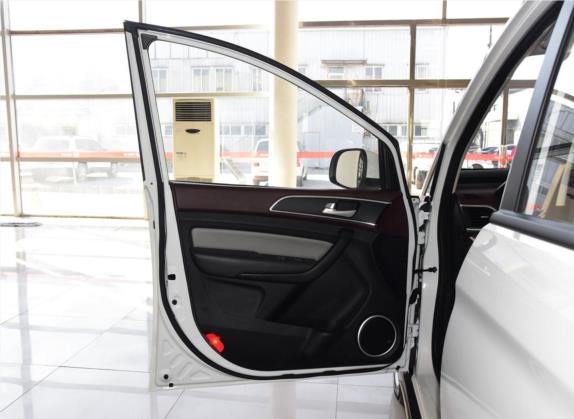 北汽幻速H3 2017款 1.5L 手动舒适天窗版 车厢座椅   前门板
