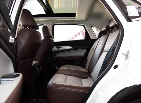 北汽幻速S5 2017款 1.3T CVT尊贵型 车厢座椅   后排空间