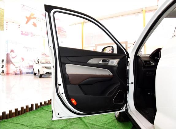 北汽幻速S5 2017款 1.3T CVT尊贵型 车厢座椅   前门板