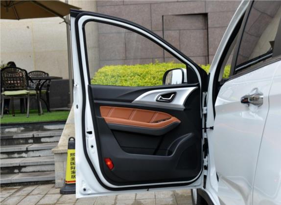 北汽幻速H5 2018款 1.3T CVT豪华型 车厢座椅   前门板
