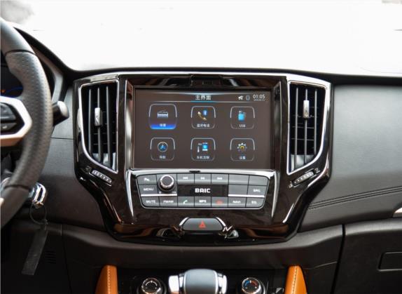 北汽幻速H5 2018款 1.3T CVT舒适型 中控类   中控台