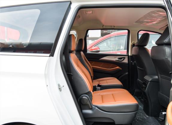 北汽幻速H5 2018款 1.3T CVT舒适型 车厢座椅   后排空间