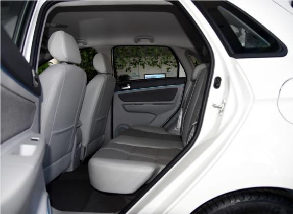 北汽新能源EV 2015款 EV200 轻快版 车厢座椅   后排空间