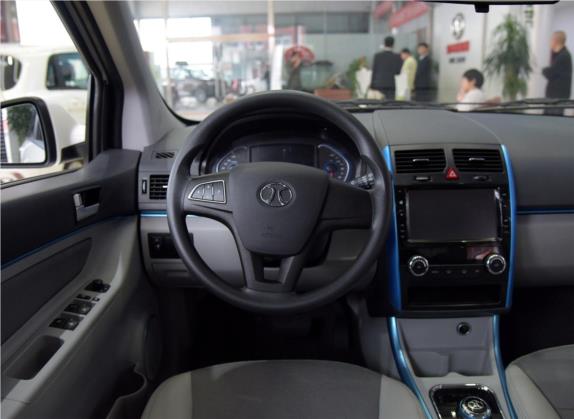 北汽新能源EV 2015款 EV160 轻快版 中控类   驾驶位