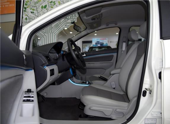 北汽新能源EV 2015款 EV160 轻快版 车厢座椅   前排空间