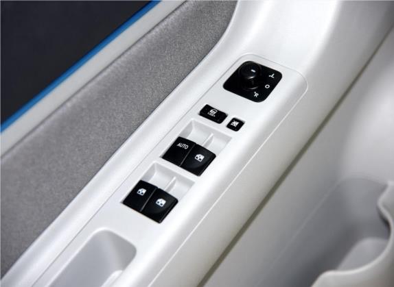 北汽新能源EV 2015款 EV160 轻快版 车厢座椅   门窗控制