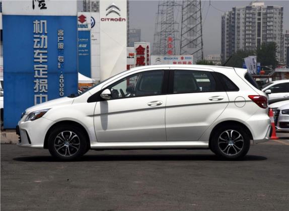 北汽新能源EV 2016款 EV160 轻快版 外观   正侧