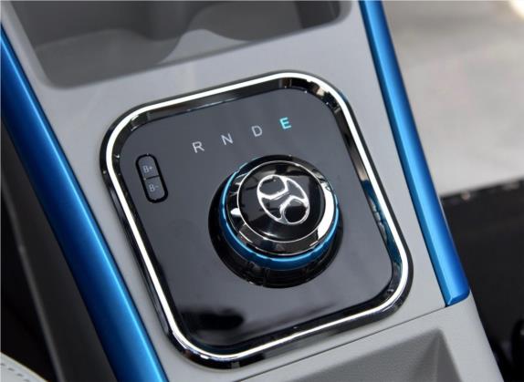 北汽新能源EV 2016款 EV160 轻快版 中控类   挡把