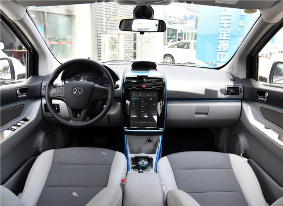 北汽新能源EV 2016款 EV160 轻秀版 中控类   中控全图