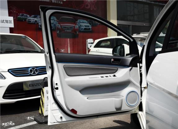 北汽新能源EV 2016款 EV160 轻秀版 车厢座椅   前门板